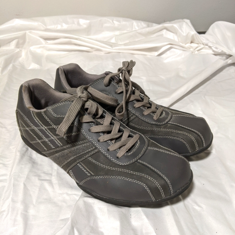 Perry Ellis Gray Stitch Driving Shoes EUC, 12W